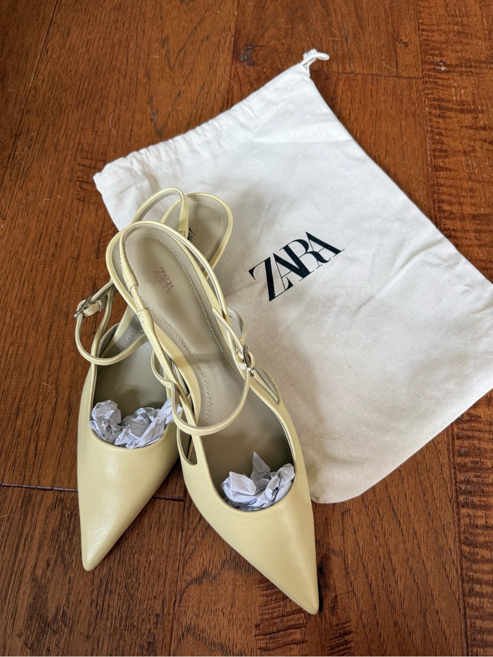 Zara butter yellow real leather kitten heels